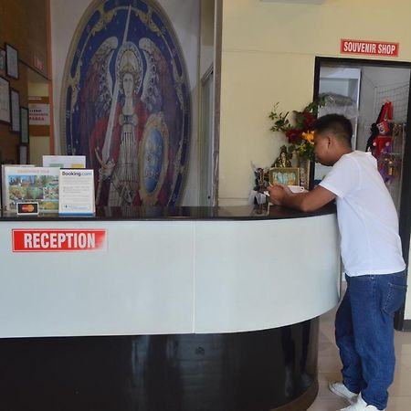 Arabelle Suites Tagbilaran City Bagian luar foto
