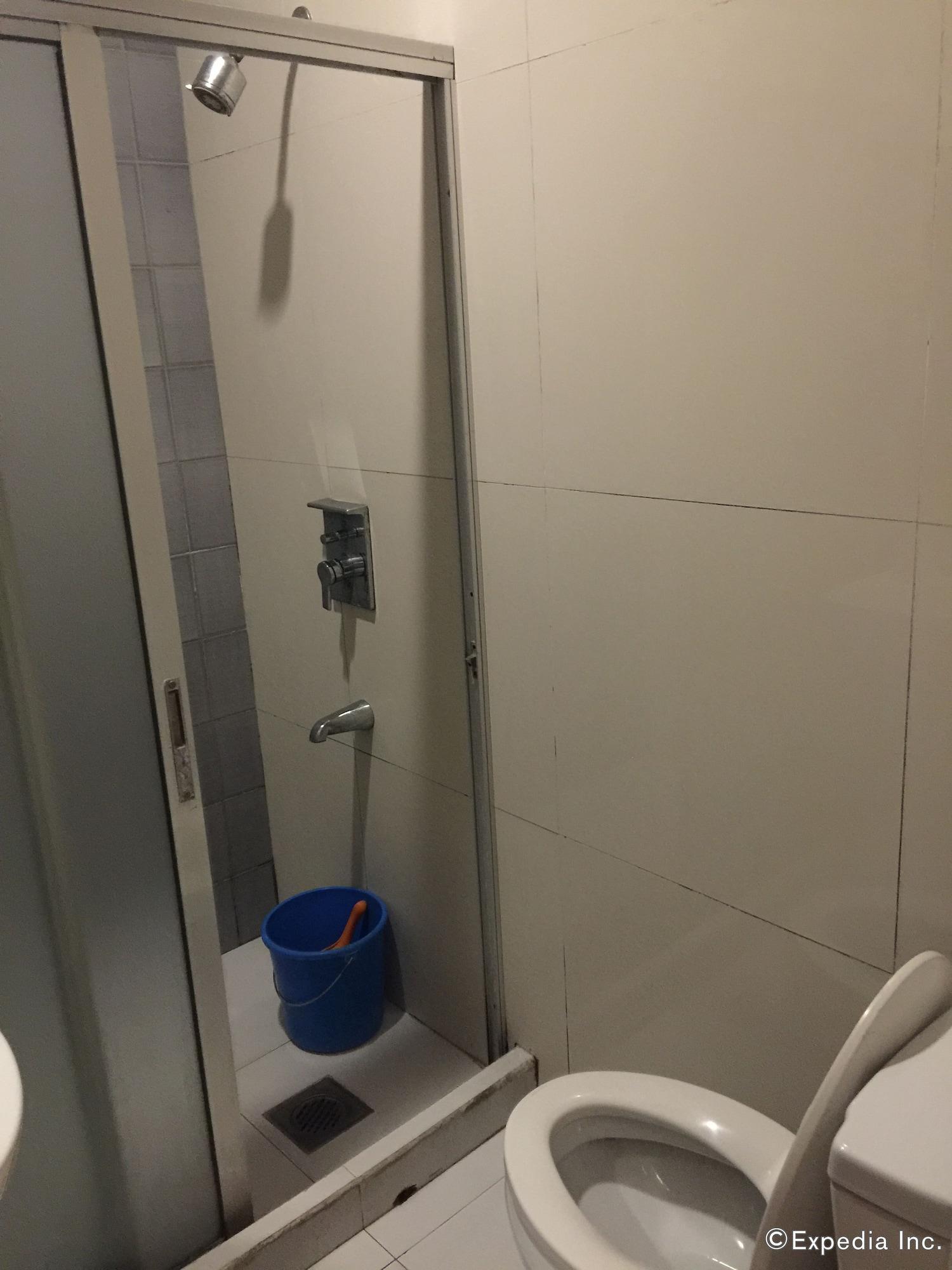 Arabelle Suites Tagbilaran City Bagian luar foto