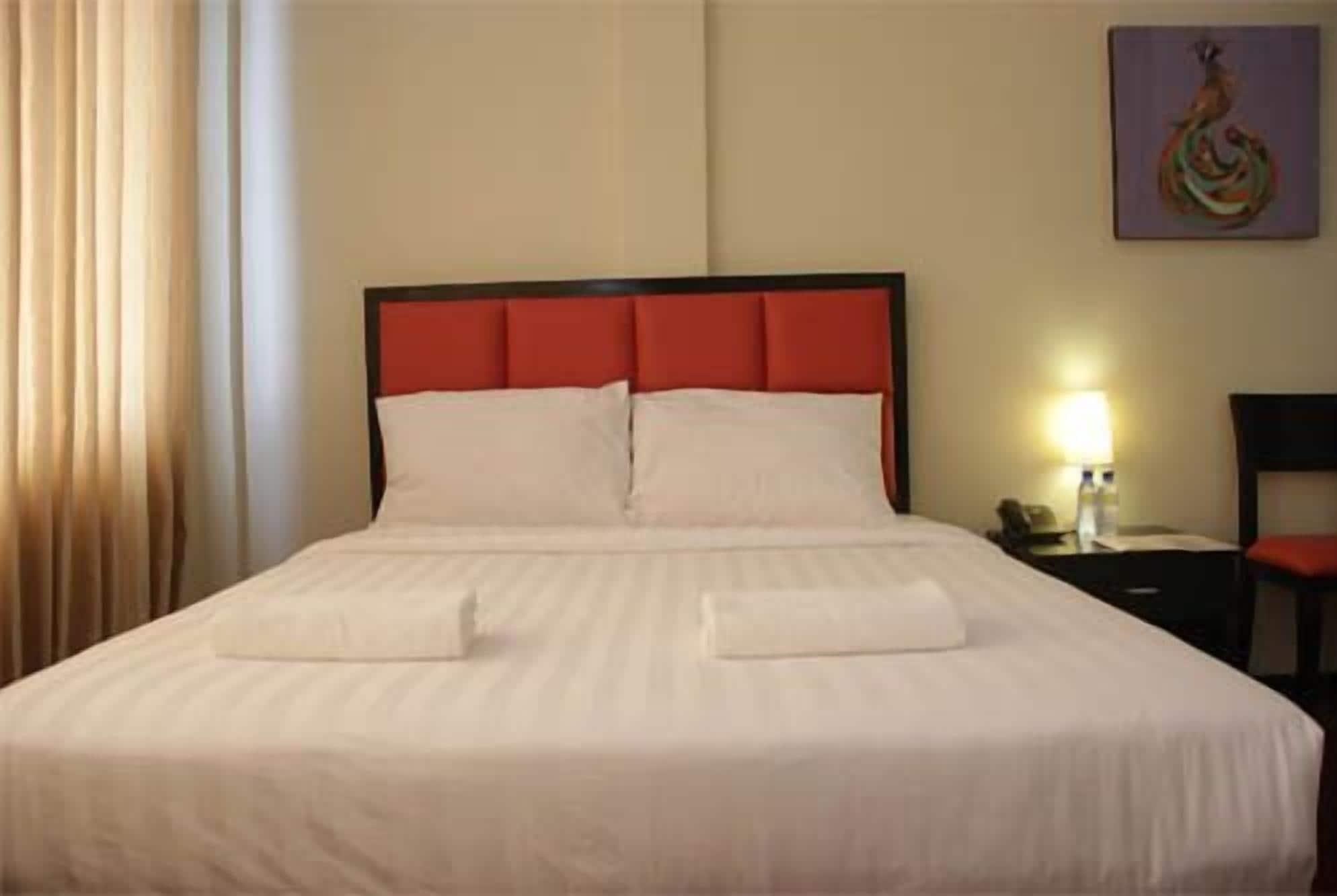 Arabelle Suites Tagbilaran City Bagian luar foto