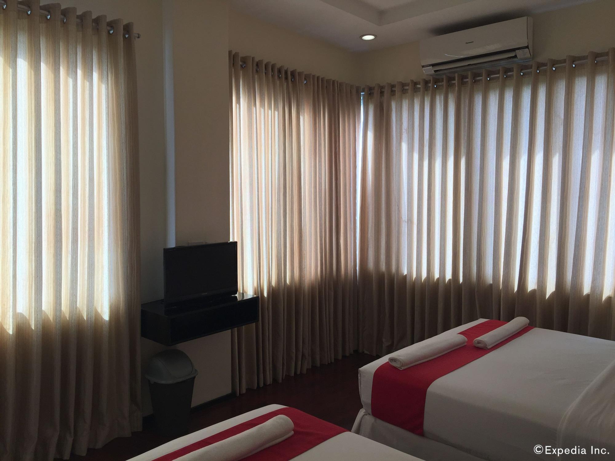 Arabelle Suites Tagbilaran City Bagian luar foto