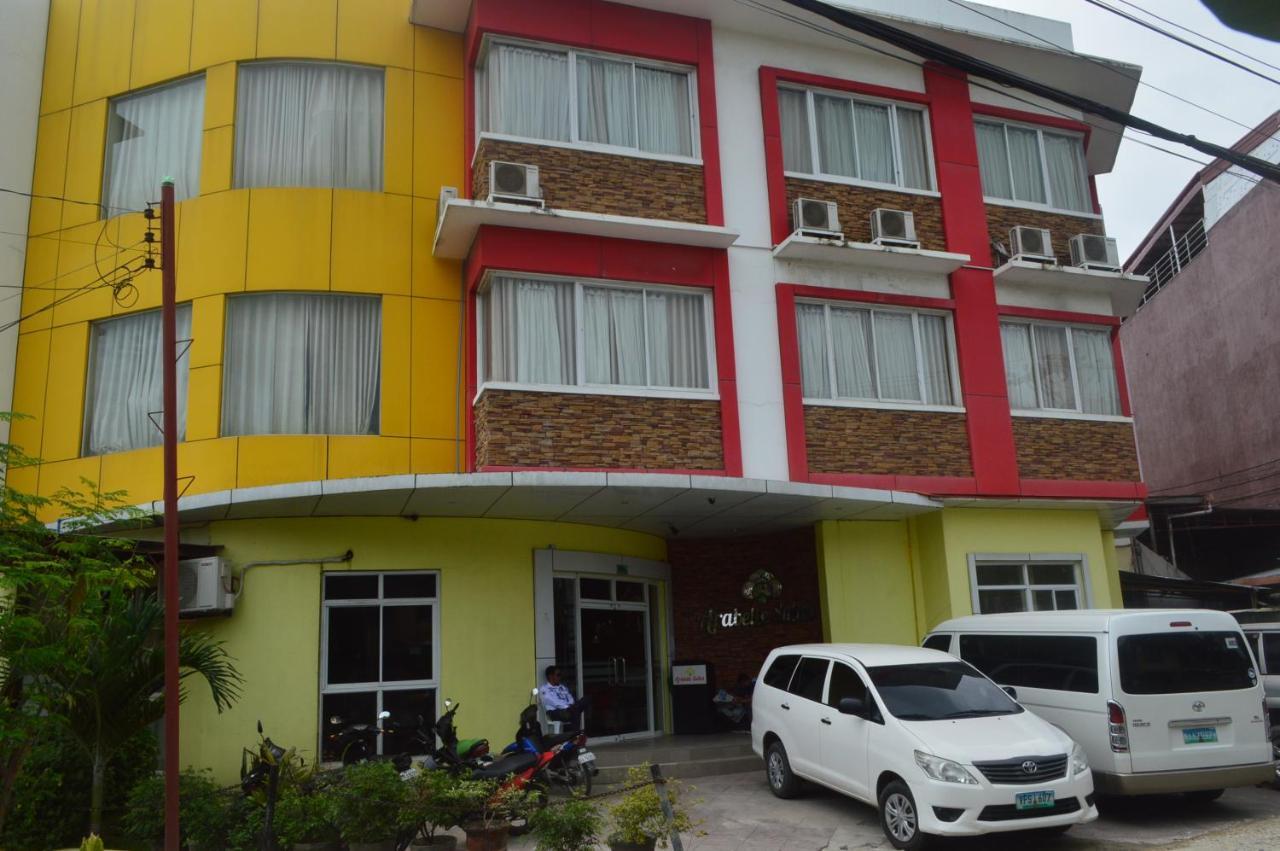 Arabelle Suites Tagbilaran City Bagian luar foto